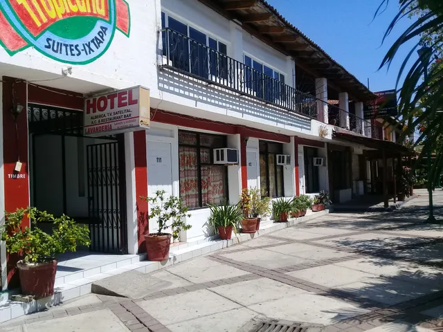 Hotel Suites Tropicana Ixtapa