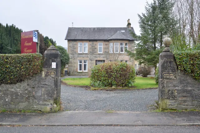 No 51 Rosscairn Group Accommodation