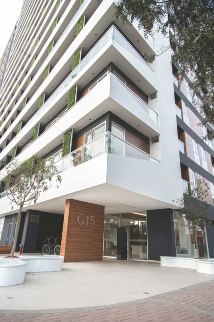 Trendy Host Grau 15, Barranco