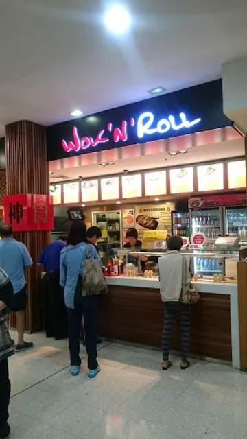 Wok & Roll