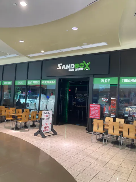 Sandbox Game Lounge