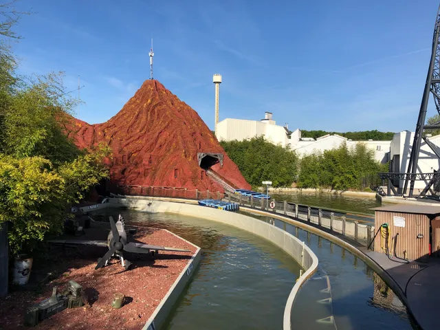 Area 51 - Top Secret