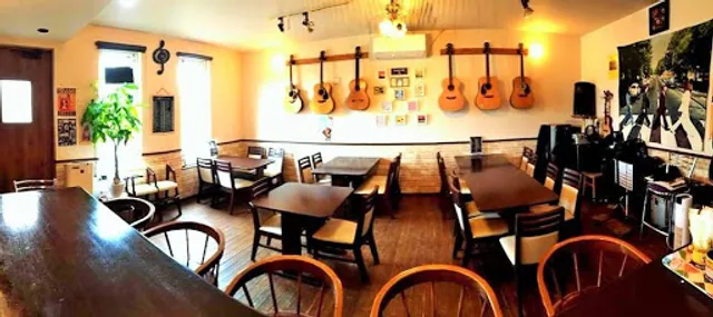 アコースティックカフェＨＯＢＯ．