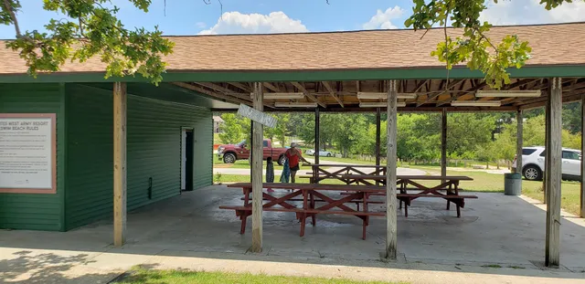 Pointes West Army Resort