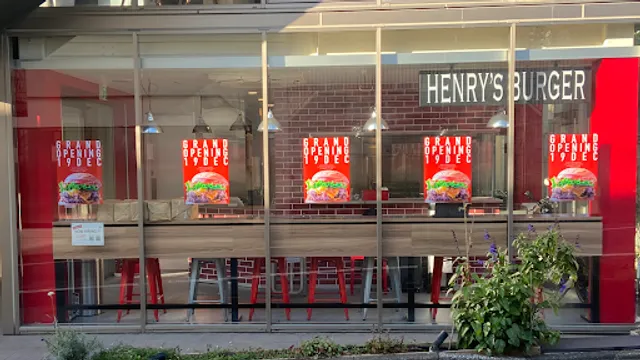 HENRY'S BURGER Jiyugaoka