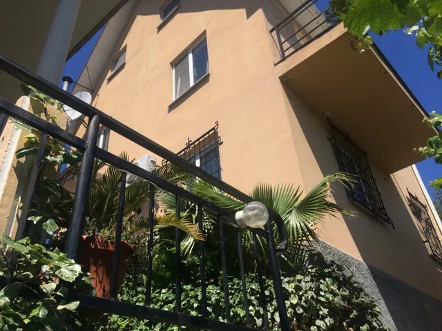 Gostevoy Dom "Gosti"