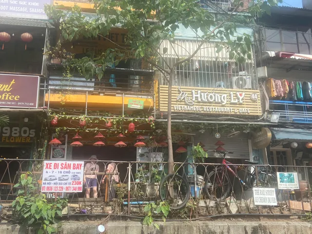 Ms Hương LY Vietnamese Restaurant - Drinks & Vegetarian Food