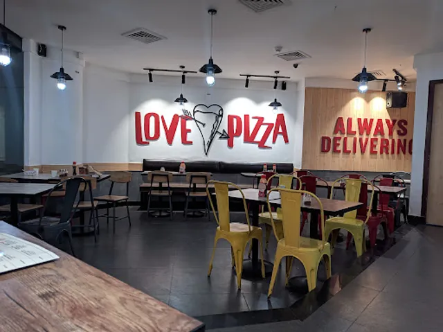 Pizza Hut | Vaishali, Jaipur