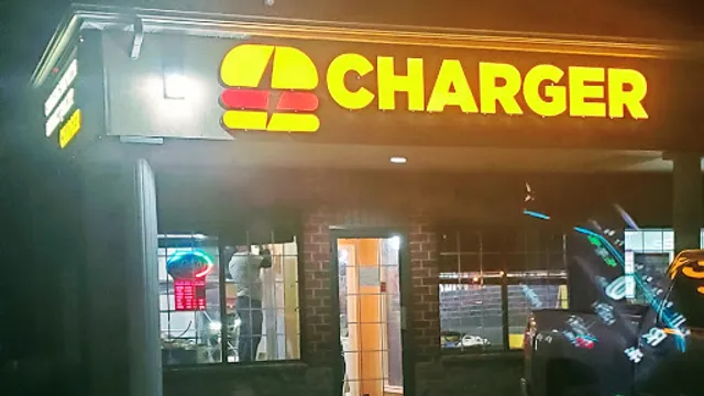 Charger Gourmet Burgers & Poutine (HALAL)