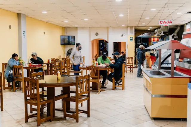 POLLERIA FRITZ CHICKEN - Pollos Fritz - Camaná