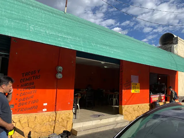 Cemitas de cabeza “La ciclovía de la muerte”