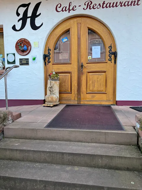 Dorfstübel Hotel-Cafe-Restaurant am Schuhmuseum