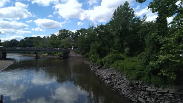 Hackensack River