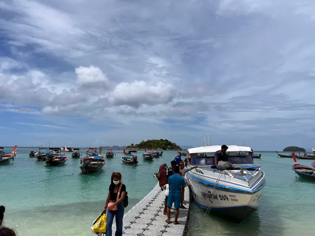 Koh Lipe Sunrise Beach