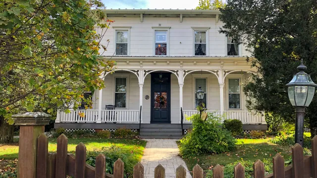 Emily's Bed & Breakfast