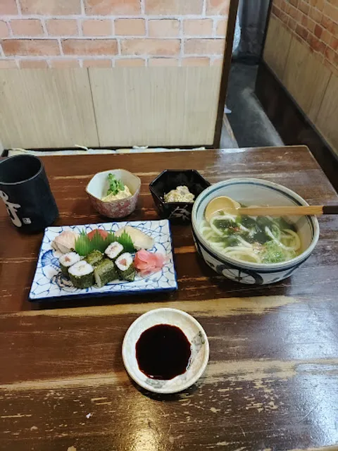 万両寿司 禁野店