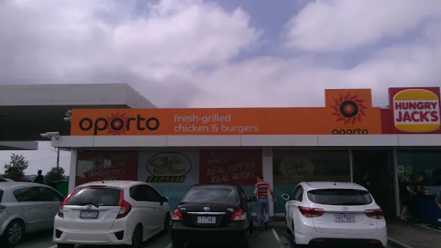 Oporto Little River Geelong Bound