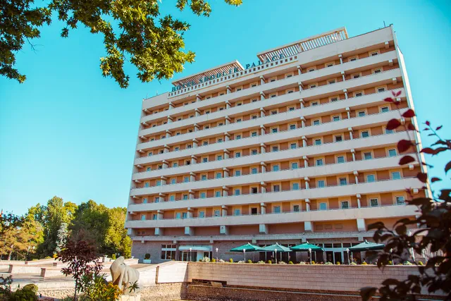 Shodlik Palace Hotel