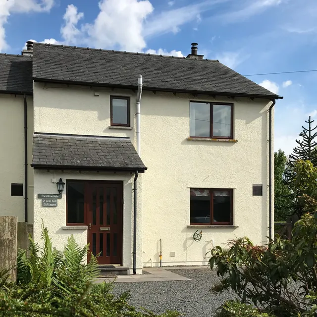 Swallowdale Holiday Cottage