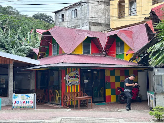 Jonah's Fruit Shake & Snack Bar