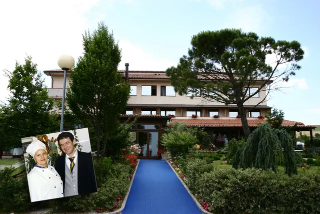 Hotel Tetto delle Marche / Ristorante dei Conti