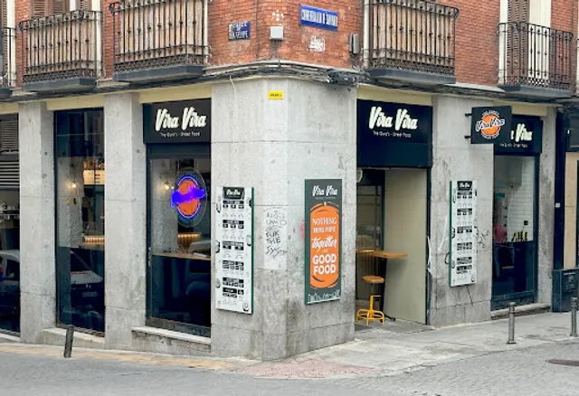 Vira Vira. The Gyro’s - Street Food