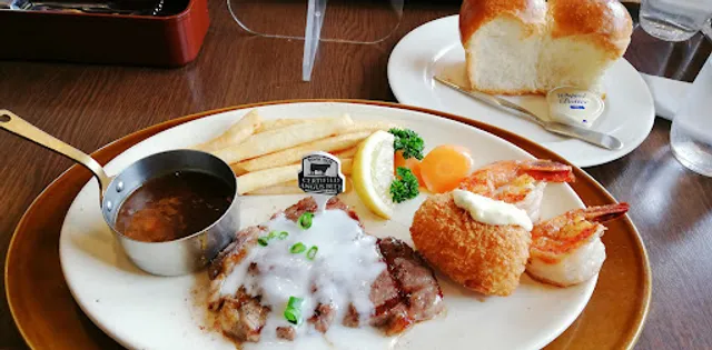 Royal Host Tezukayama