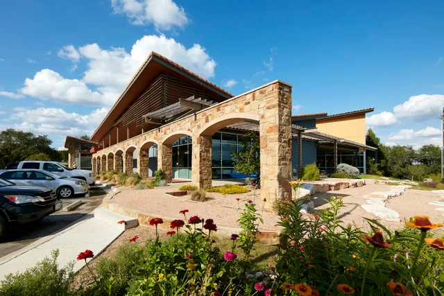 Lake Travis Community Library