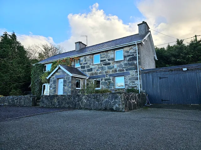 Carreg Y Garth Isaf,