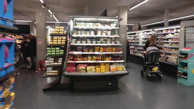 M&S Foodhall