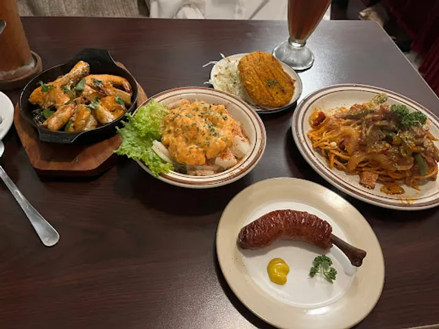 日向洋食 （不開放當日訂位，可現場候位）