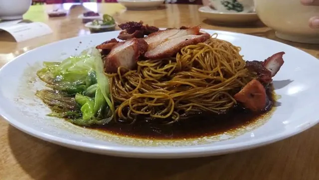 Restoran HuanYingGuangLin （歡迎光臨(中西)茶餐室)