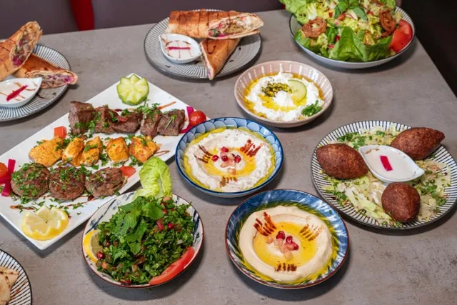 RESTAURANT JULIA -CANET