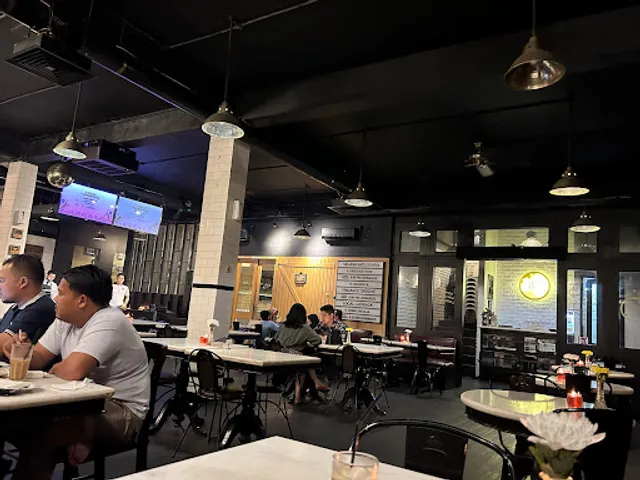 LOCAL PANTRY RESTAURANT & COCKTAIL BAR