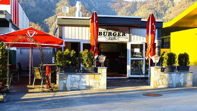 Burger Snacks Café