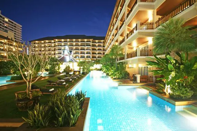 The Heritage Pattaya Beachfront Resort