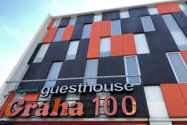 Super OYO Capital O 3905 Graha 100 Guest House Syariah