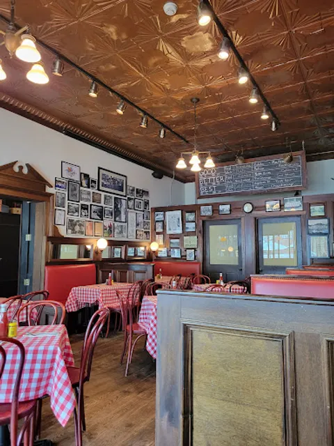 Pete's Park Place Tavern