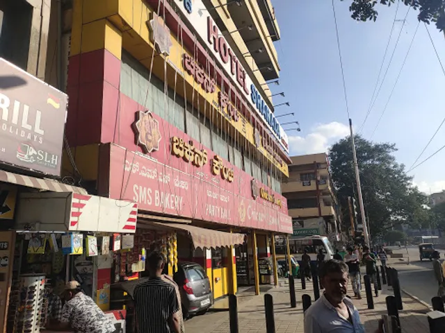 Chicken County - Majestic ( KG Circle )