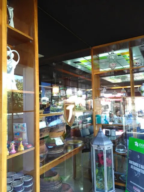 Tropicalia Confeitaria