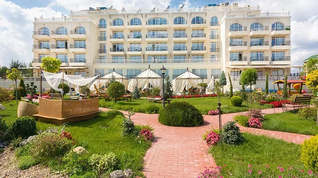 THERMA PALACE Hotel & SPA