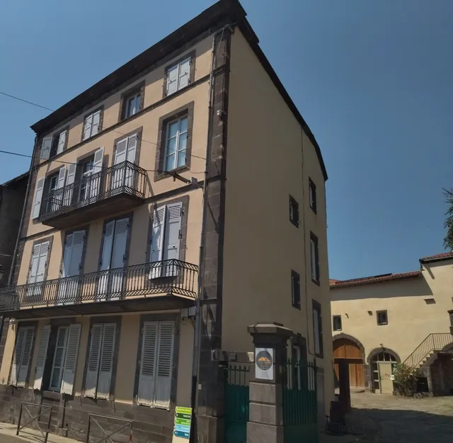 Volvic Home: Chambres d'hôtes et Meublés de tourisme