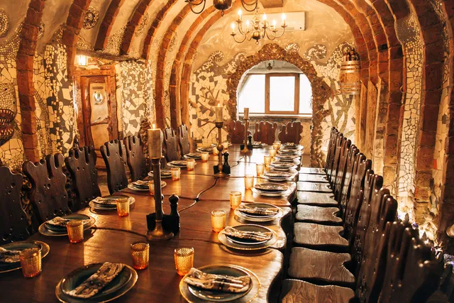 СТАРИЙ МЛИН - Музейна ресторація | Щедрі сніданки з 09:00 до 14:00