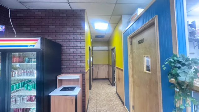 The corner street food