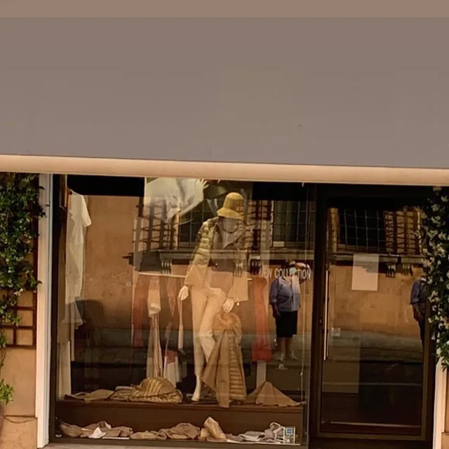 New Shop Ferrara boutique