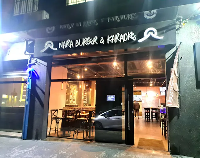 Nara Burger & Karaokê