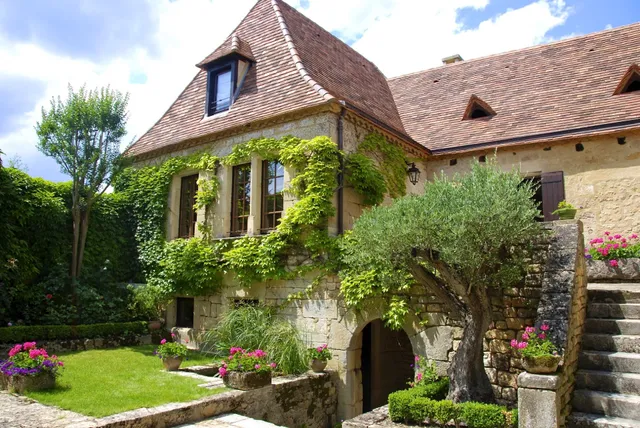 Le Village sur Le Roc