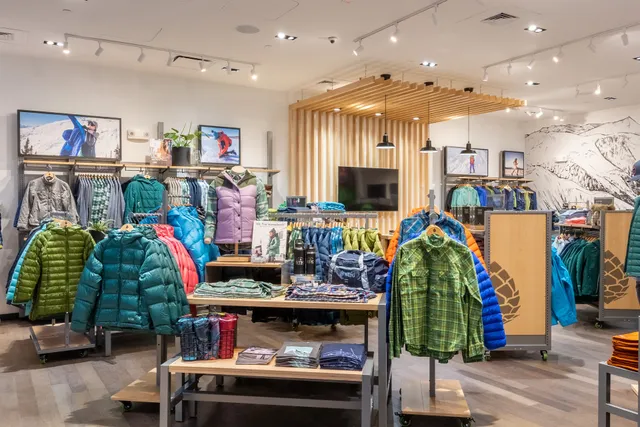 Stio Mountain Studio - Boston