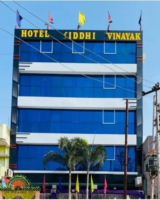 Siddhi vinayak hotel