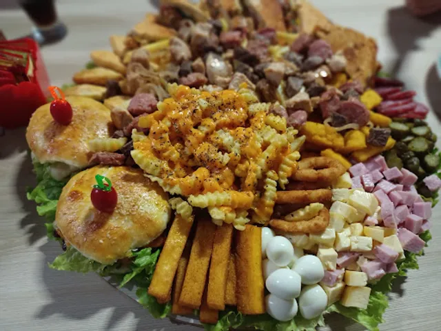 Pizzaria e Confeitaria Maidana